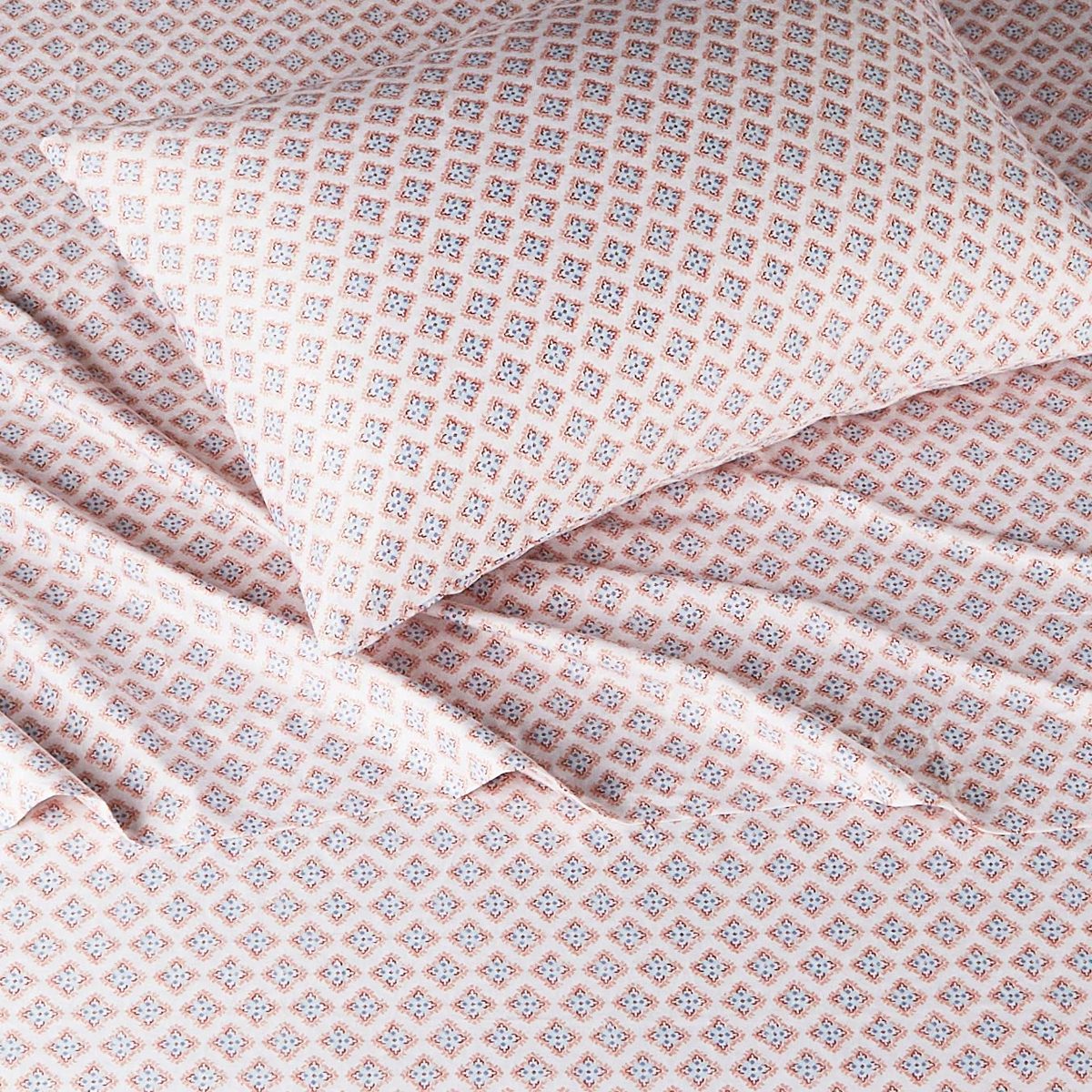 AmazonBasics Super-Soft Cotton Sheet Set - Twin, Multi Medallion