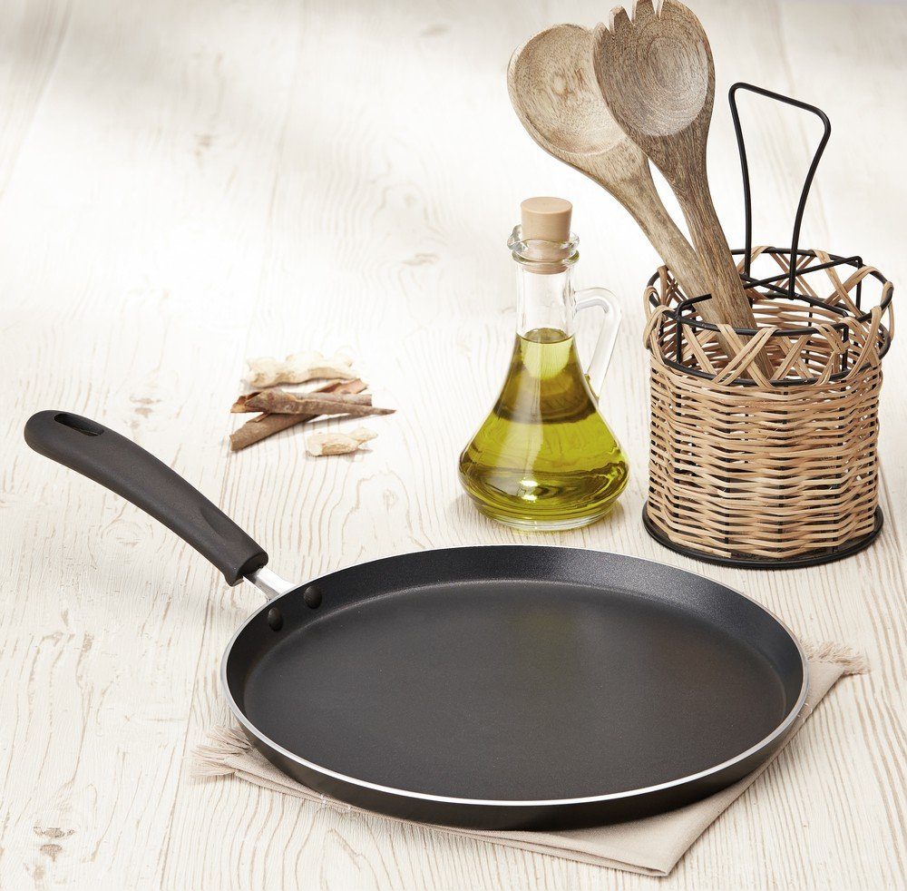 Amazon Brand - Solimo Non-Stick Flat Tawa, 28cm (Induction and Gas Compatible), Black