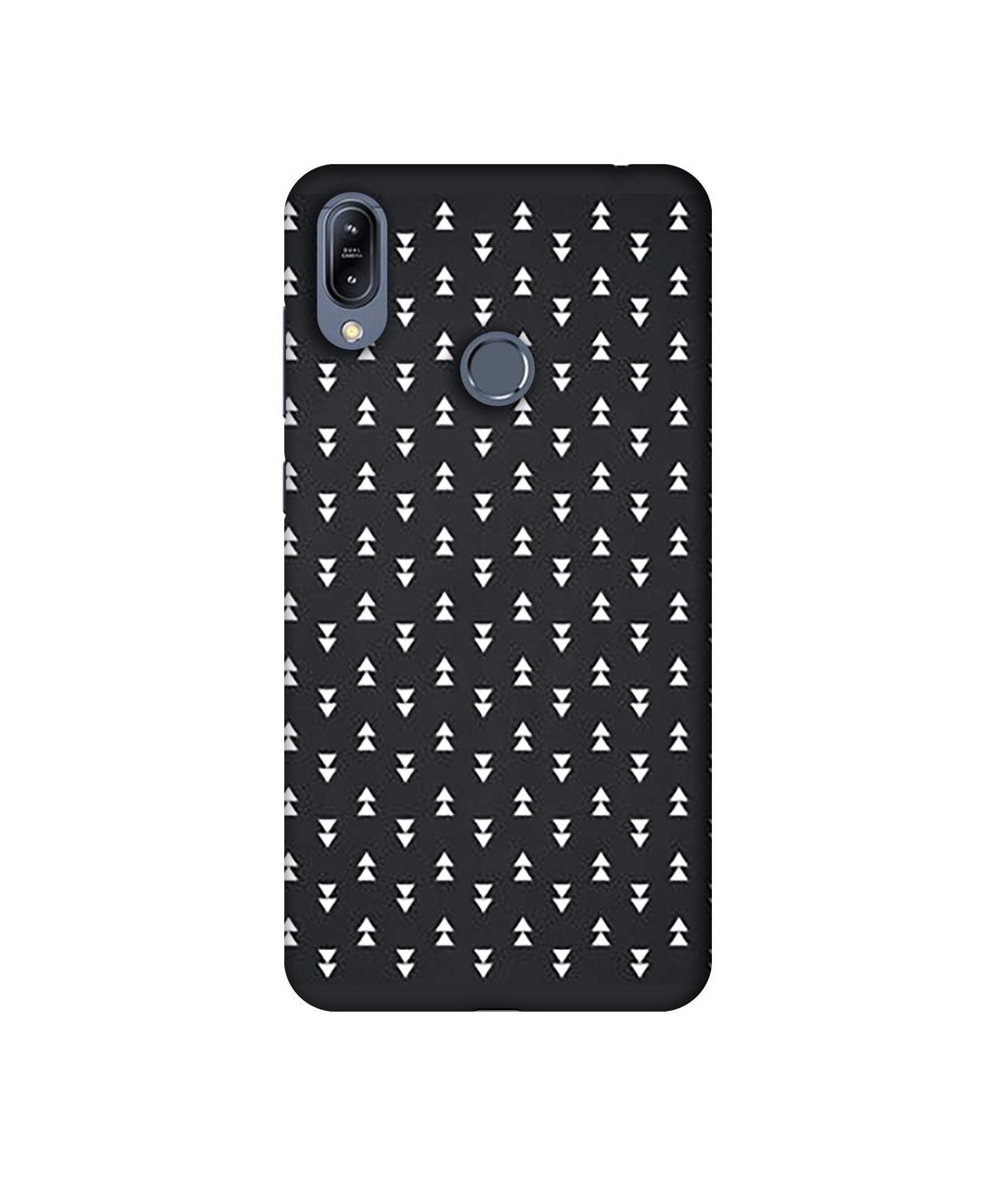 Amazon Brand - Solimo Designer Small Triangle 3D Printed Hard Back Case Mobile Cover for Asus Zenfone Max (M2) ZB633KL