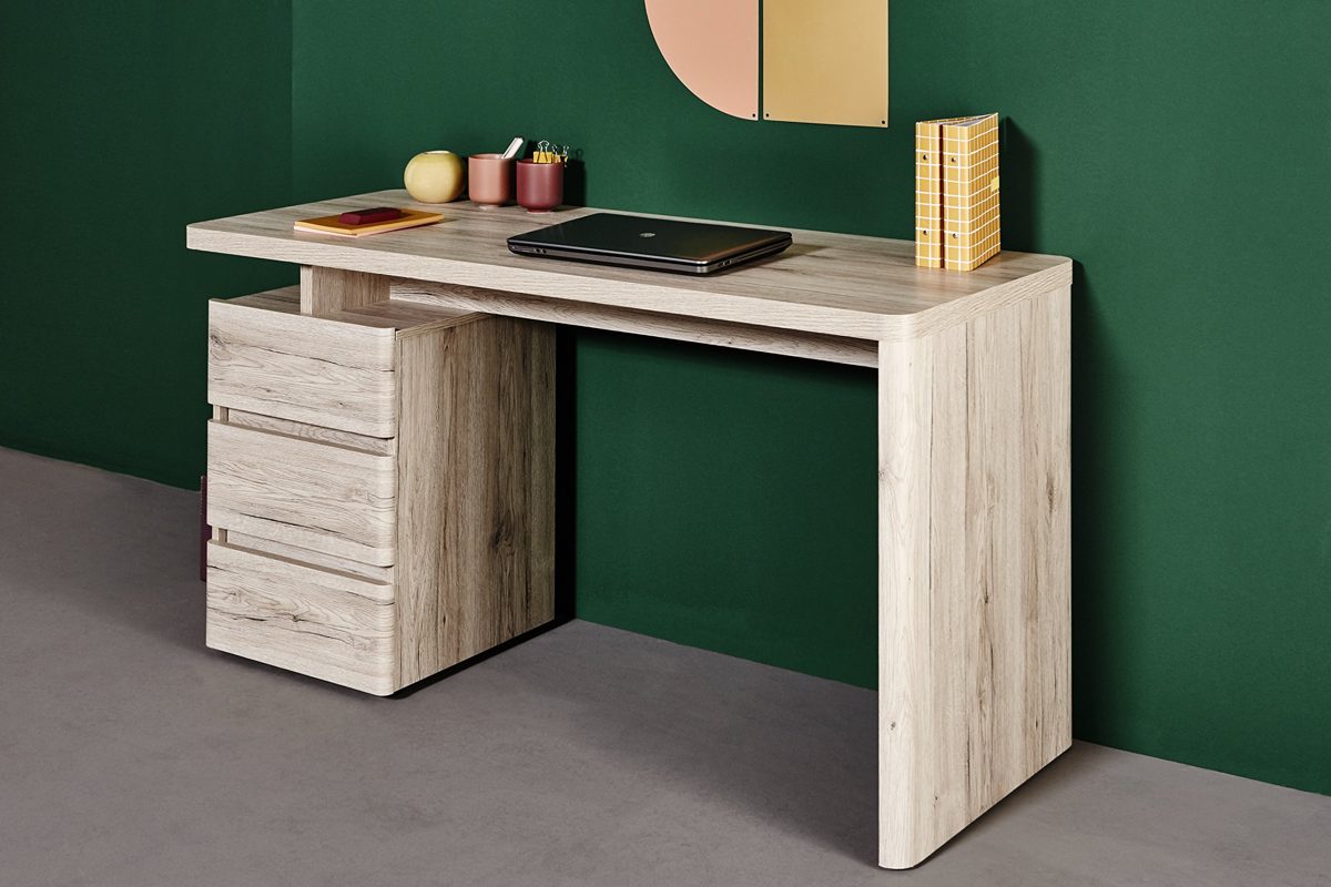 Amazon Brand - Movian Skadar 3-Drawer Desk, 140 x 55 x 76cm, Light Brown Oak-Effect