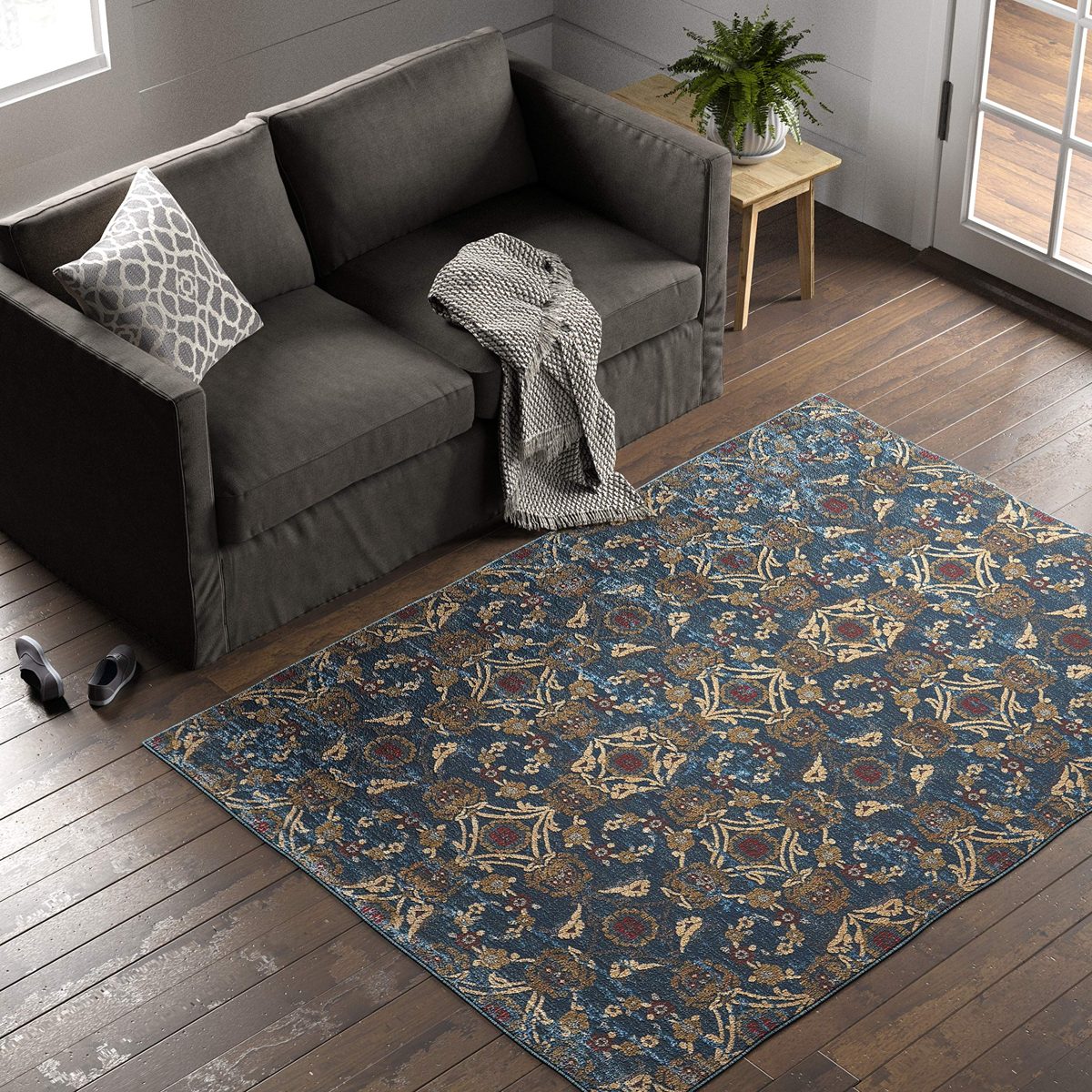 Amazon Brand – Stone & Beam Floral Kaleidoscope Traditional Area Rug, 5'3" x 7'3", Blue Multi