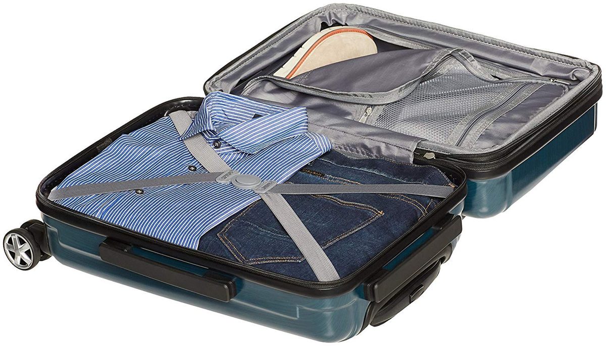 AmazonBasics 20 inch 55 cm Hardshell Cabin Size Suitcase, Navy Blue