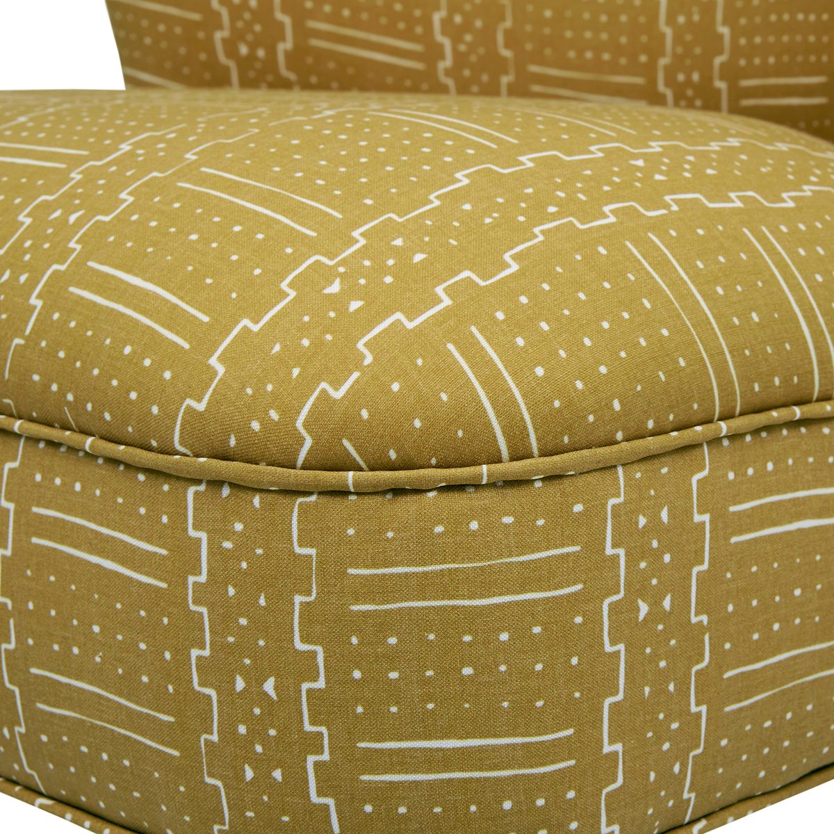 Amazon Brand – Rivet SoDo Round Back Modern Accent Chair, Citrine