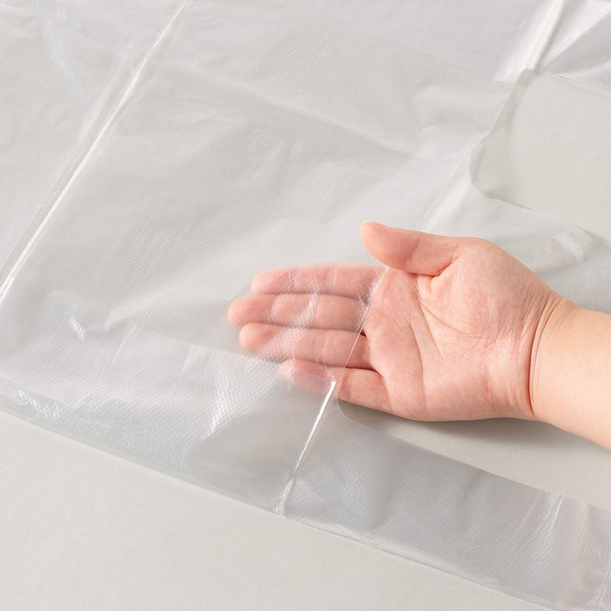 (Amazon Brand) SOLIMO Translucent Trash Bags with Tarp 30L, 150 Sheets