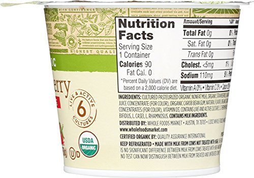 365 Everyday Value, Organic Strawberry Fat Free Yogurt, 5.3 oz