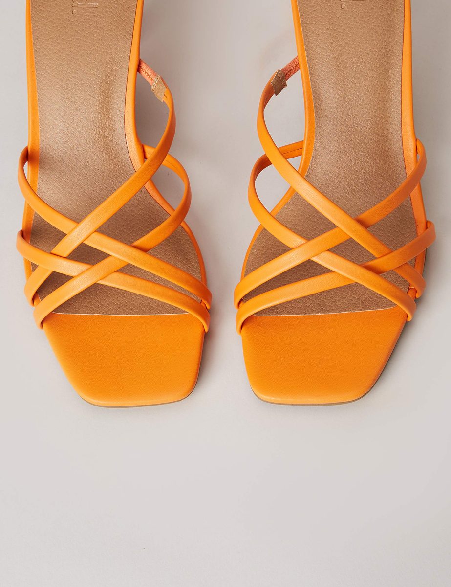 find. Women's 90s Barely There Sandal, Orange Citrus Orange, 8 us