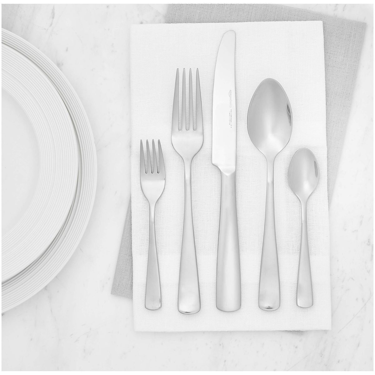 AmazonBasics 45-Piece Stainless Steel Flatware Set with Square Edge, Service for 8
