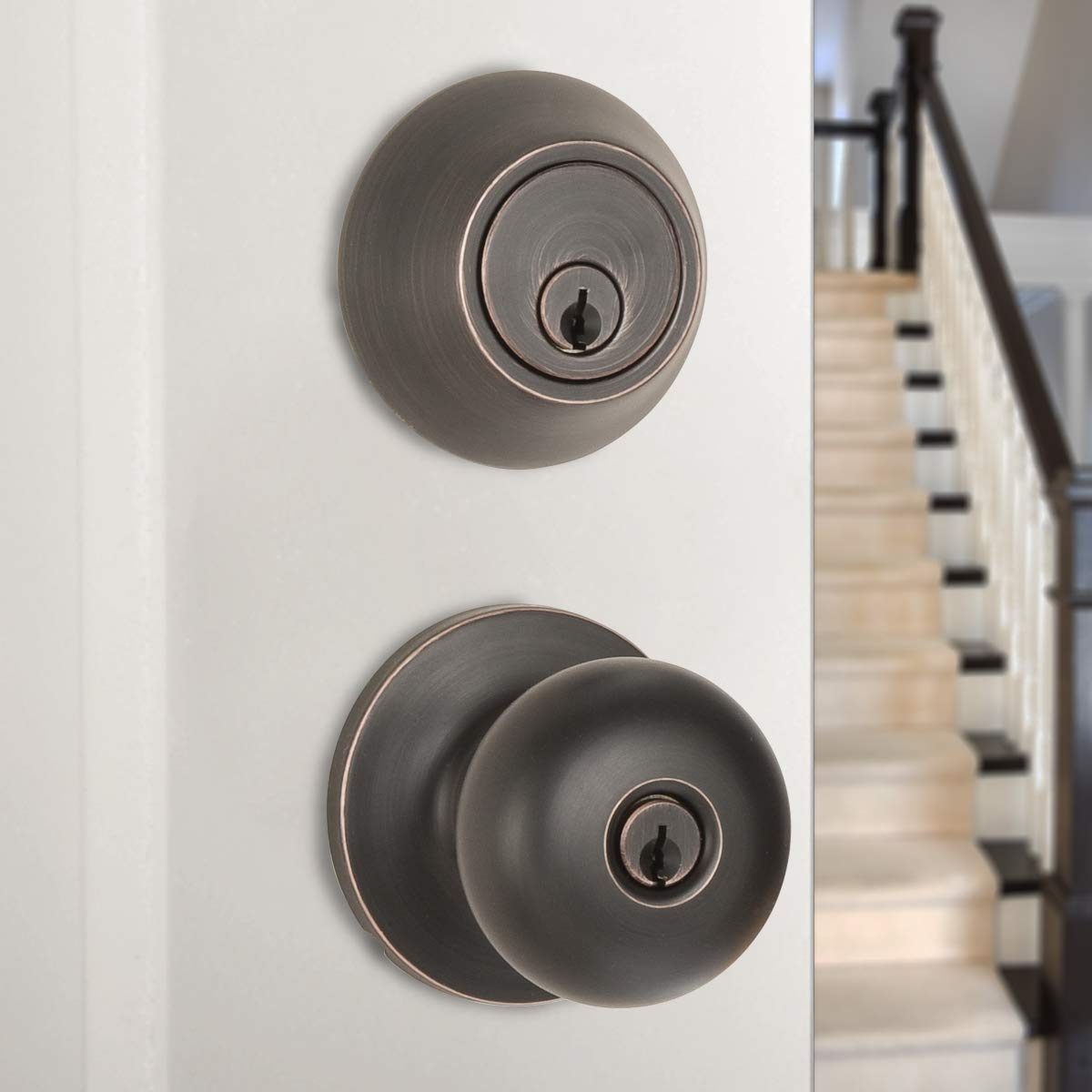 AmazonBasics Exterior Door Knob With Lock and Deadbolt, Round, Oil Rubbed Bronze