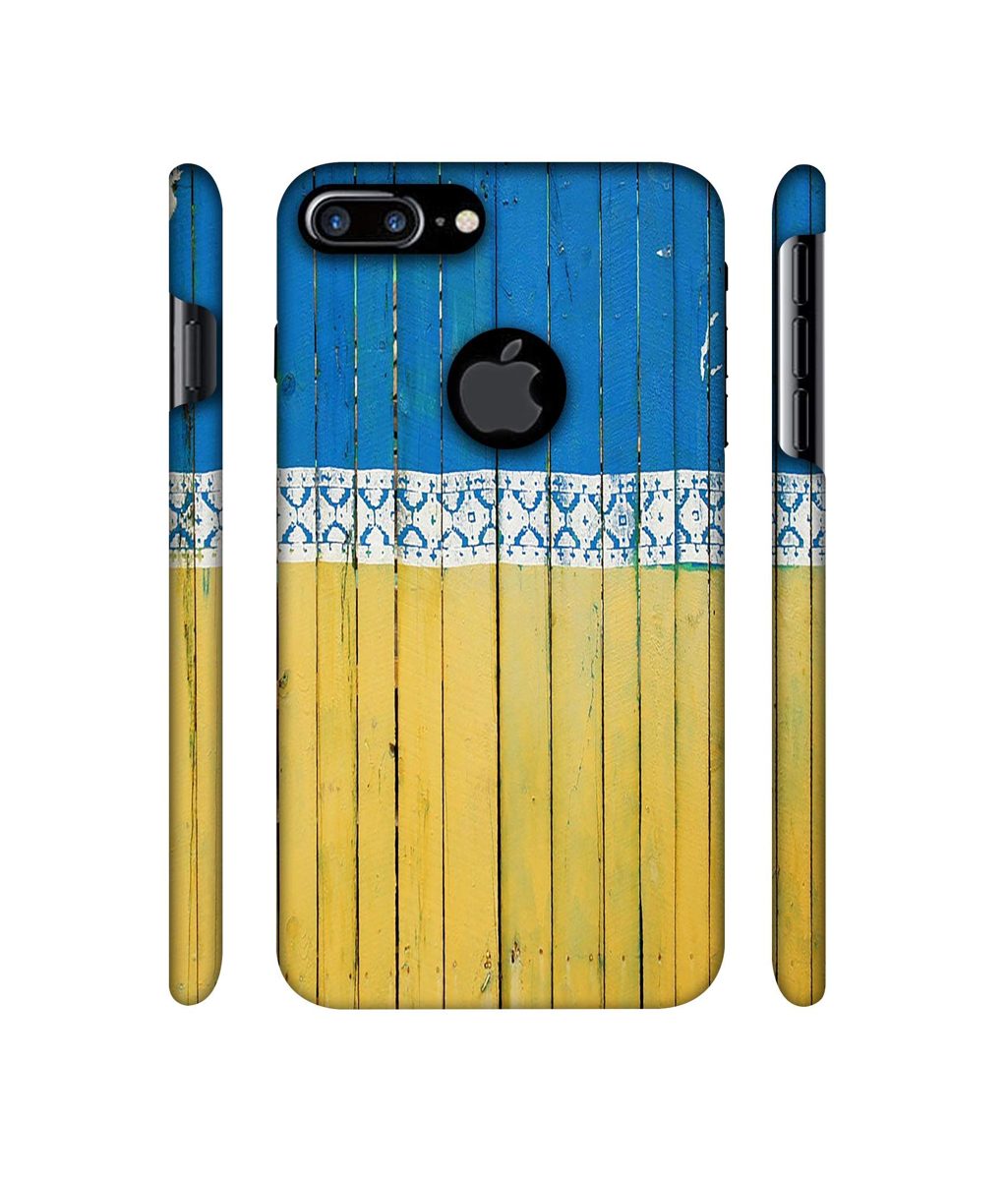 Amazon Brand - Solimo Designer Wooden Pattern 3D Printed Hard Back Case Mobile Cover for Apple iPhone 7 Plus (Logo Cut)
