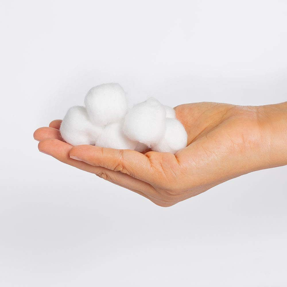 Amazon Brand - Solimo Cotton Balls, 200 Count (Pack of 1)