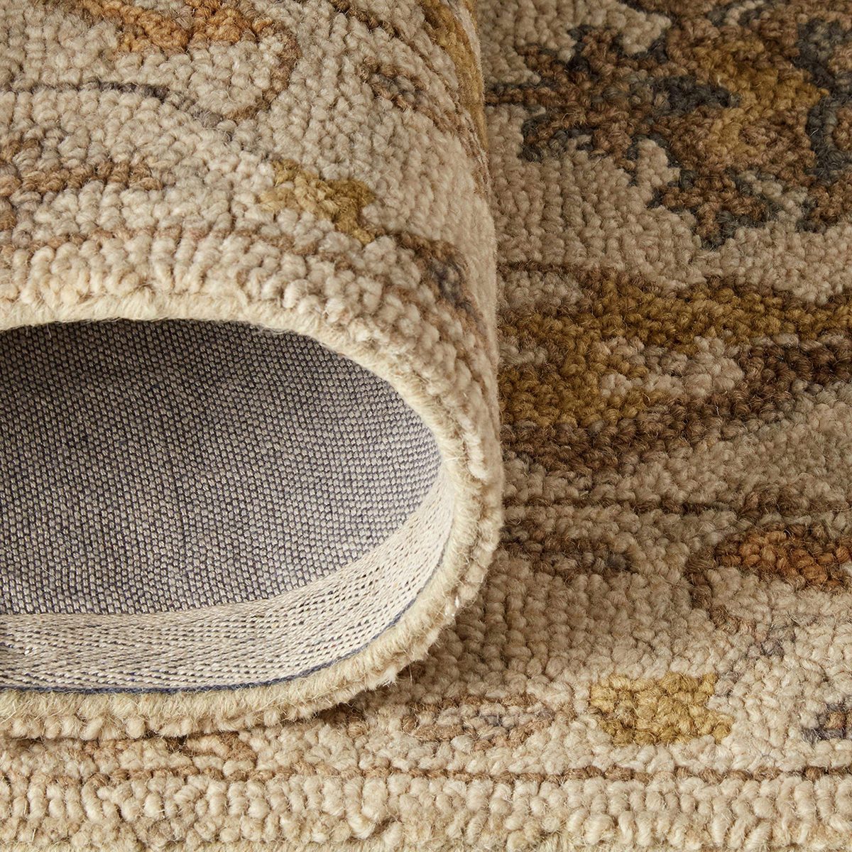 Amazon Brand – Stone & Beam Lottie Traditional Wool Area Rug, 8 x 10 Foot, Beige