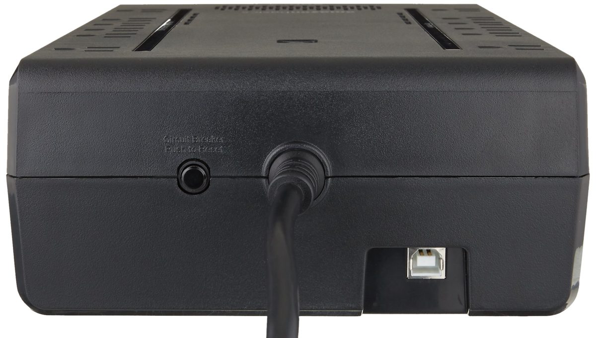 AmazonBasics Standby UPS 800VA 450W Surge Protector Battery Backup, 12 Outlets