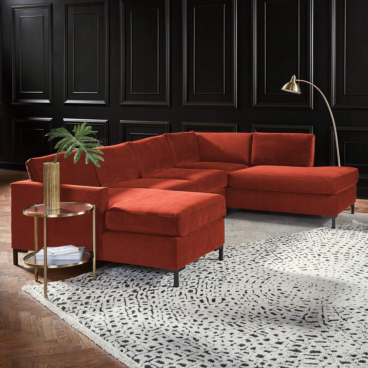 Amazon Brand – Rivet Edgewest Low Back Modern Right U-Sectional, 117"W, Rouge Red