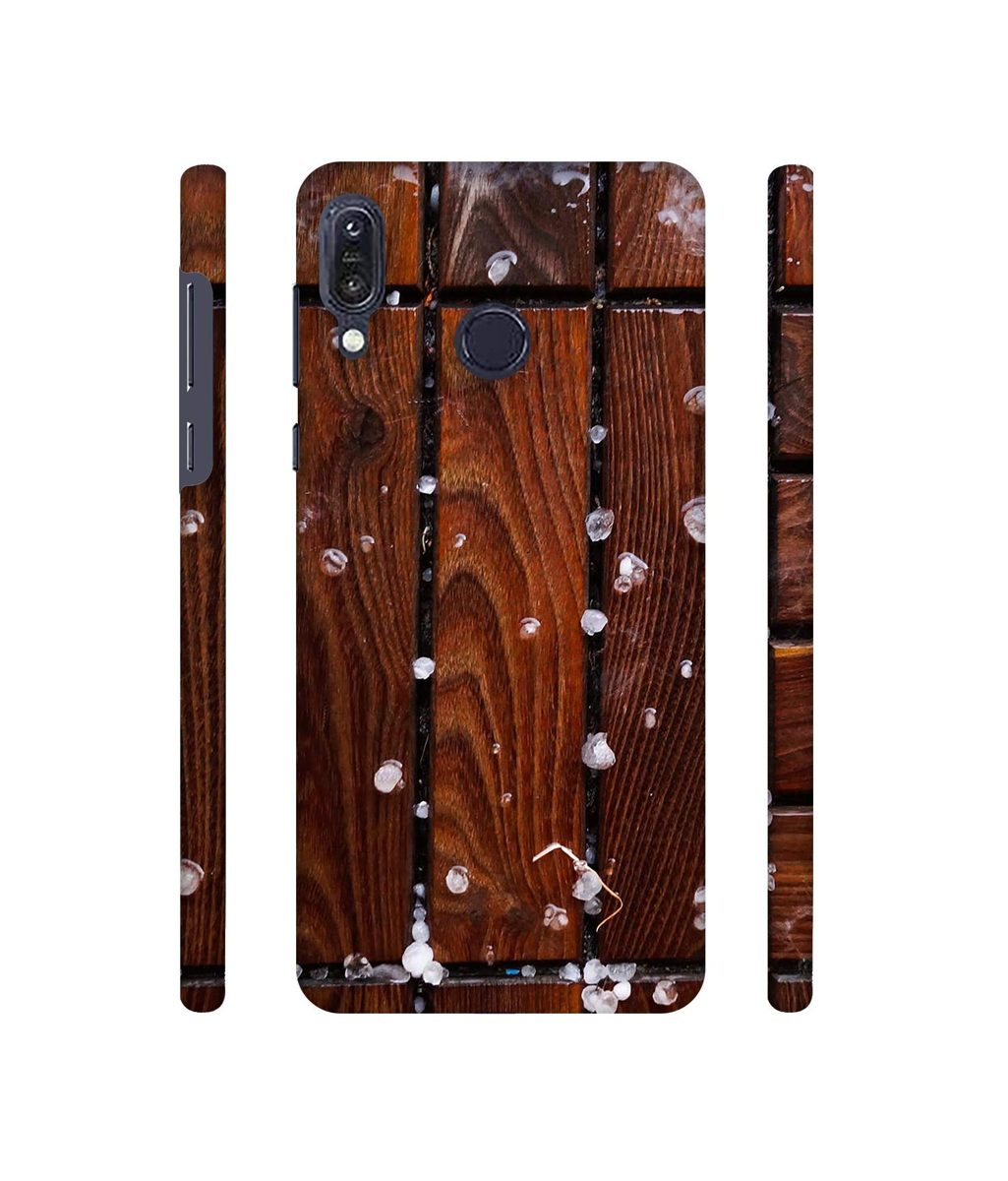 Amazon Brand - Solimo Designer Wood with Snow 3D Printed Hard Back Case Mobile Cover for Asus Zenfone Max M1 ZB555KL