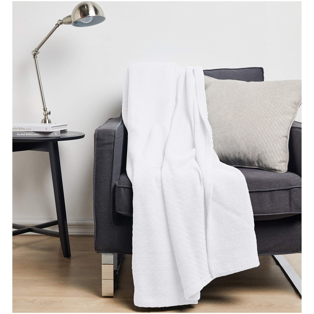 AmazonBasics Cotton Woven Blanket