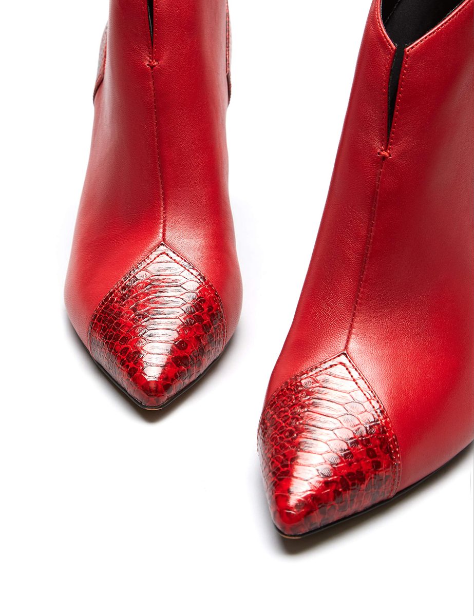 find. Women's Contrast Heel, Red, US 7.5