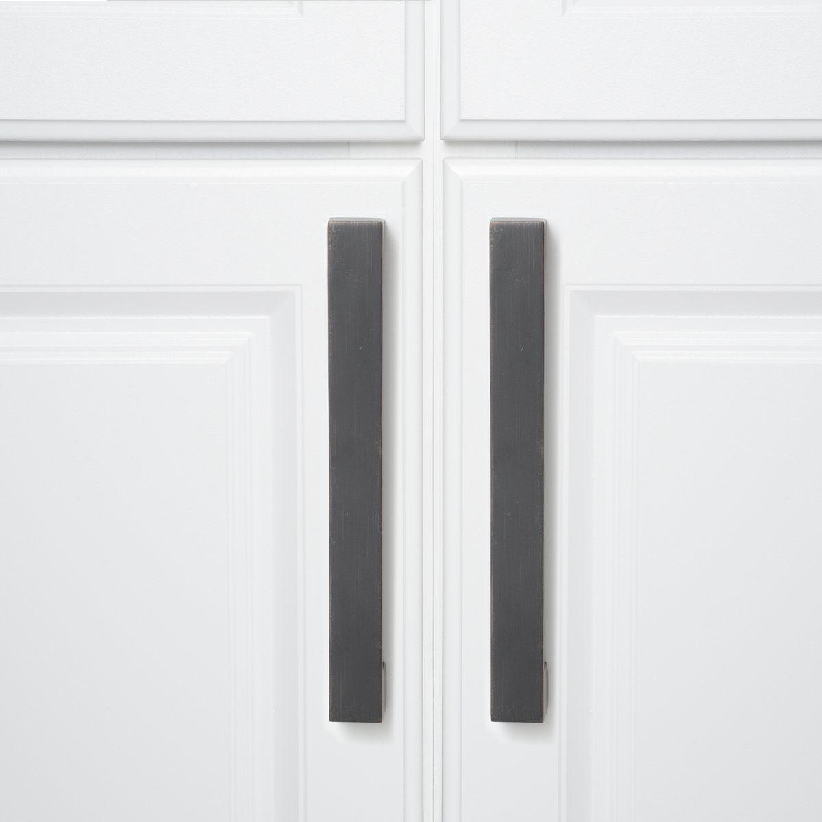 AmazonBasics Short Modern Cabinet Handle, 8.94" Length (7.56" Hole Center), Oil Rubbed Bronze, 10-Pack