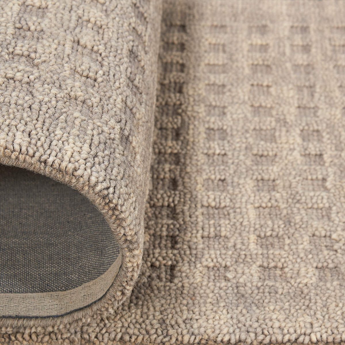 Amazon Brand – Stone & Beam Casual Geometric Wool Area Rug, 7' 6" x 5', Charcoal
