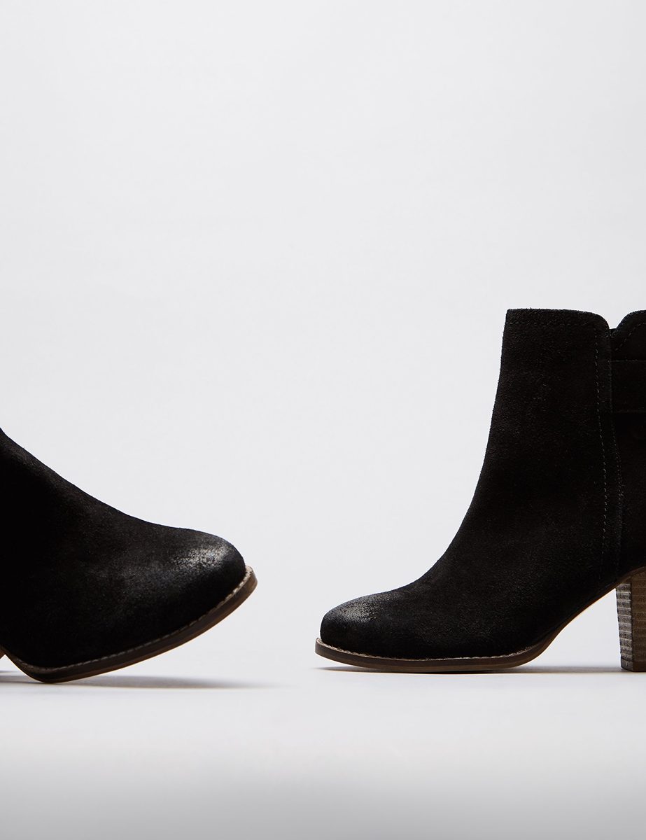 find. Womens Smoked Detail Ankle Boots with Heel Straps - Black (Black) - 36 EU