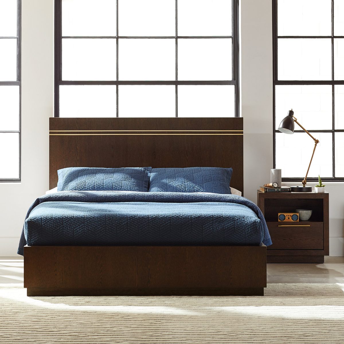 Amazon Brand – Rivet West, Mid-Century, Oak Platform Bed With Inlays, Queen (86"L), Dark Oak Finish