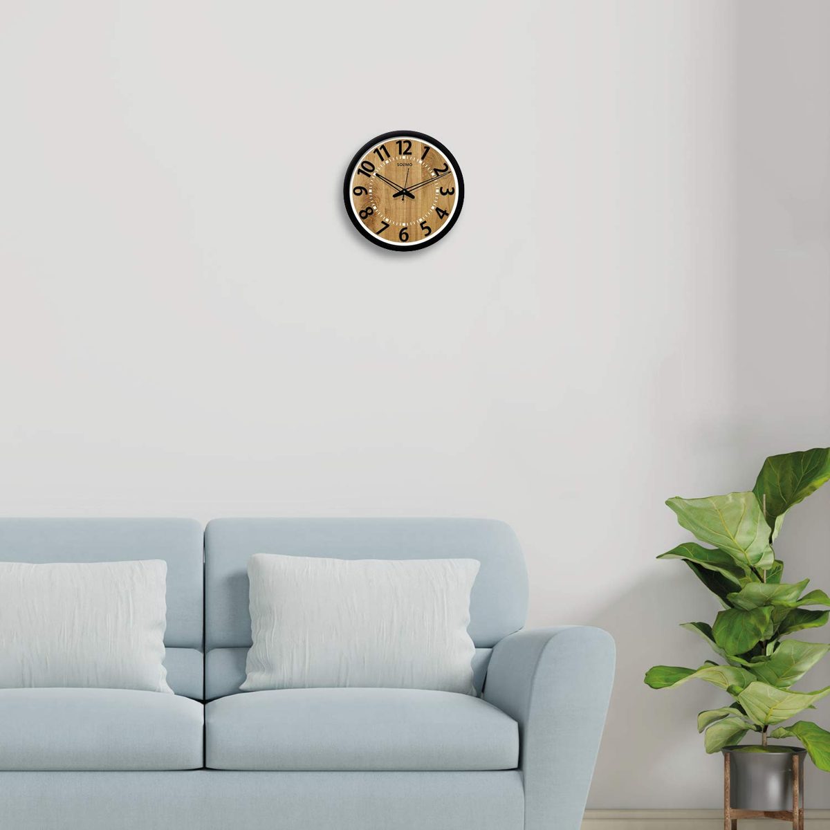 Amazon Brand - Solimo 12-inch Wall Clock - Bold Numerals (Silent Movement, Black Frame)