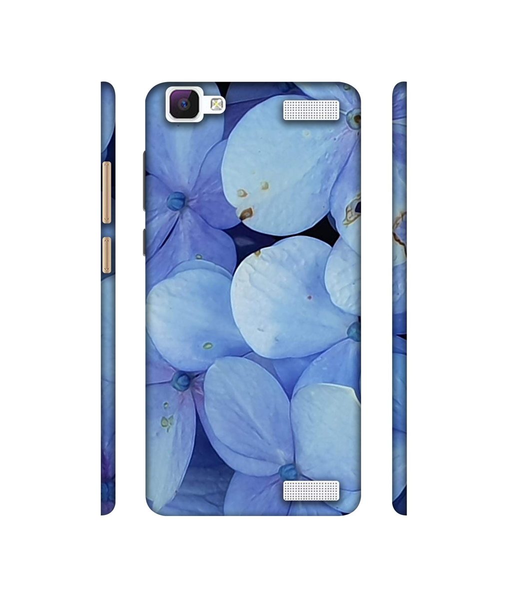 Amazon Brand - Solimo Designer Light Blue Flower Photography 3D Printed Hard Back Case Mobile Cover for Vivo V1 Max