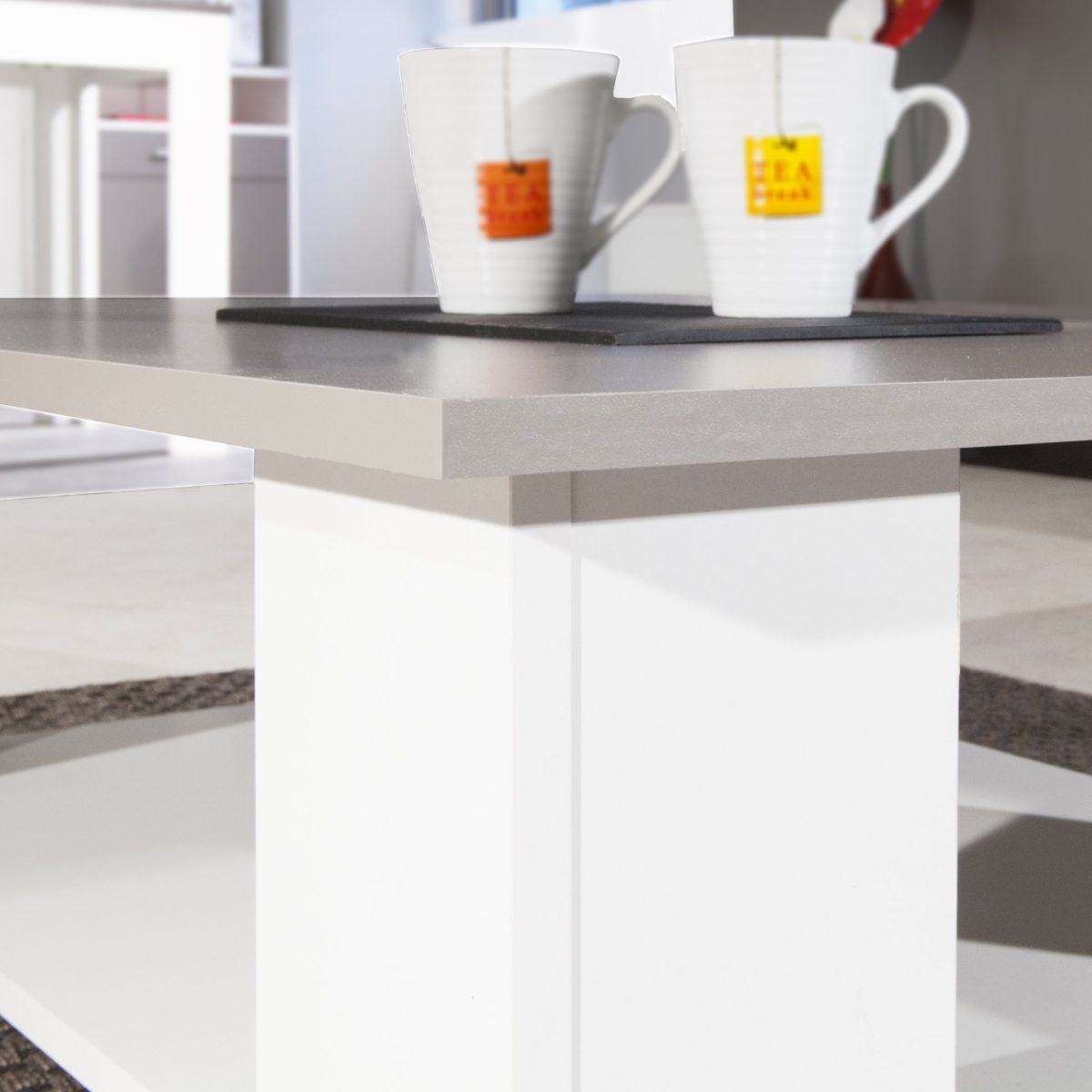Amazon Brand - Movian Square Coffee Table 67x89