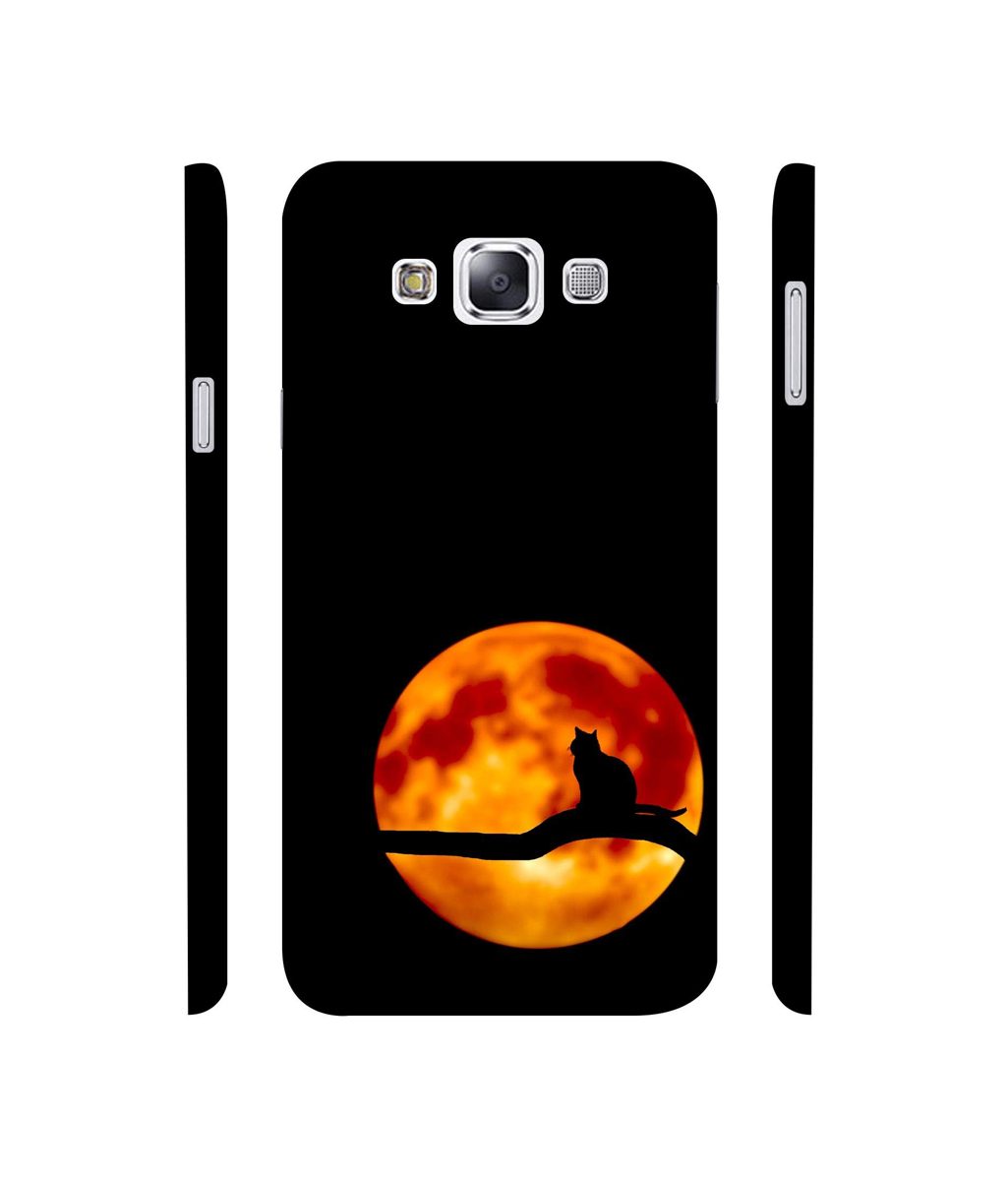 Amazon Brand - Solimo Designer Dark Black Cat 3D Printed Hard Back Case Mobile Cover for Samsung Galaxy E7