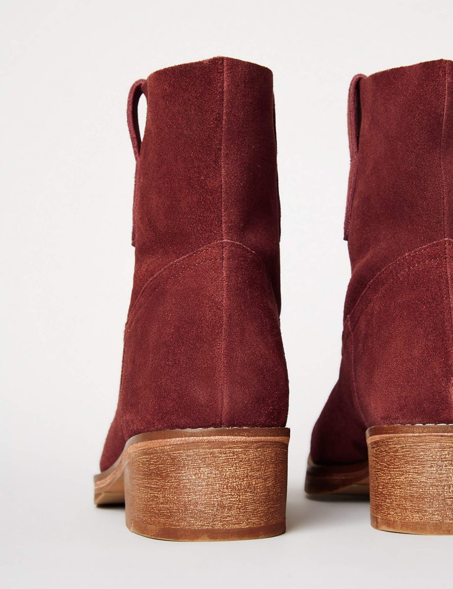 find. Pull On Leather Cowboy Boots, Red, 3.5 UK