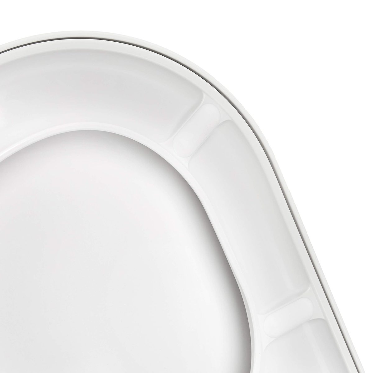 AmazonBasics Soft-Close Toilet Seat, D-Shape, White