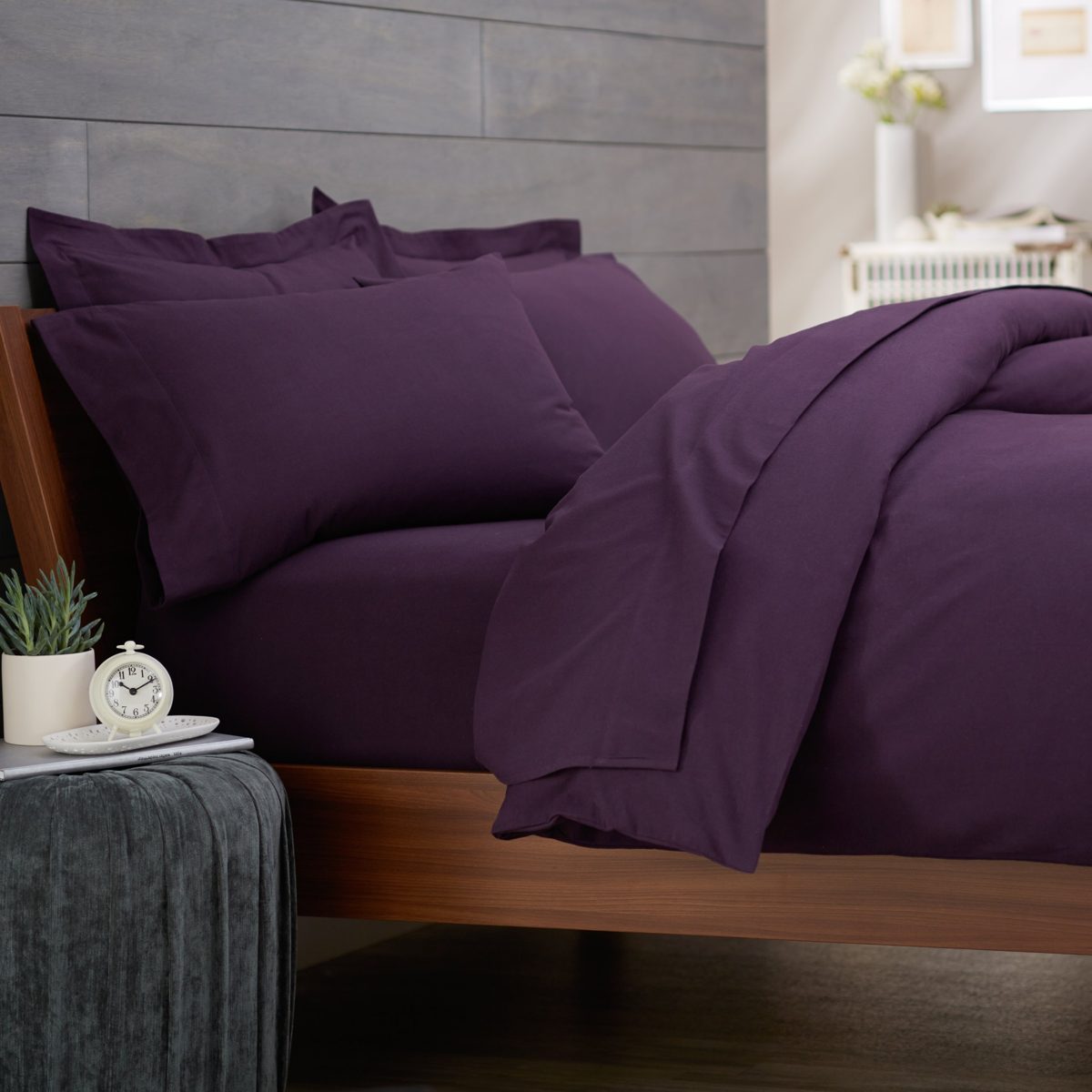 Pinzon 190-Gram Velvet Flannel Pillowcase Pair