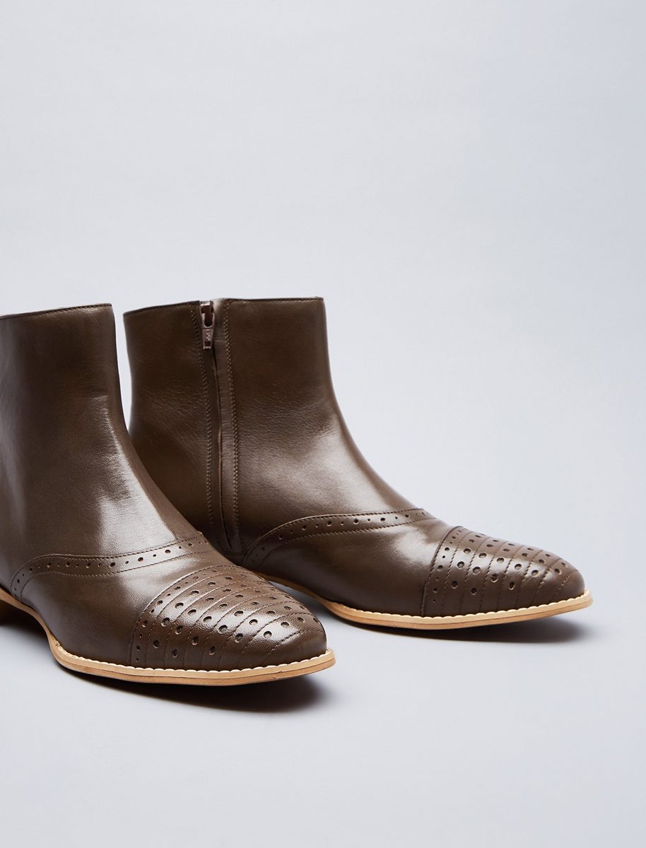 Amazon Brand - find. Women's Brogue Style Leather Ankle Boots