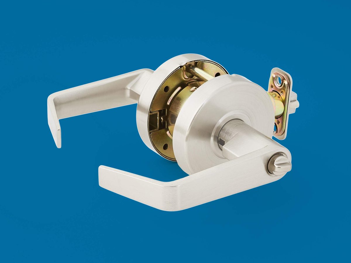 AmazonCommercial Grade 2 Commercial Duty Door Lever-Entry Lockset, Satin Nickel Finish, 2-Pack