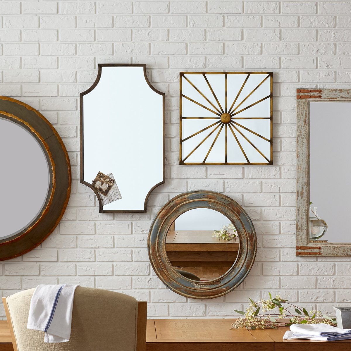 Amazon Brand – Stone & Beam Antique-Style Metal Frame Hanging Wall Mirror Decor, 32 Inch Height, Brown