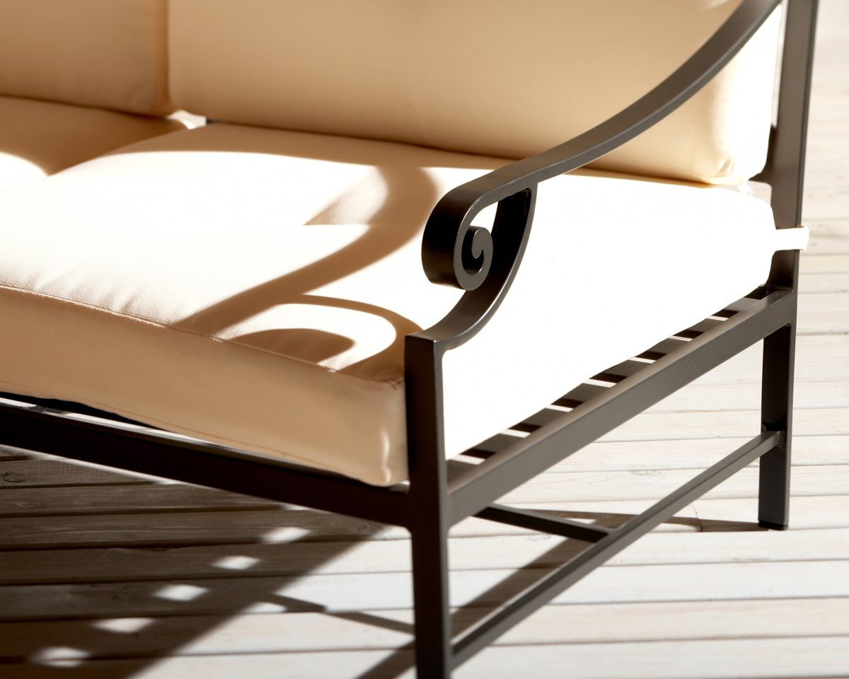 Strathwood Falkner Sectional Collection