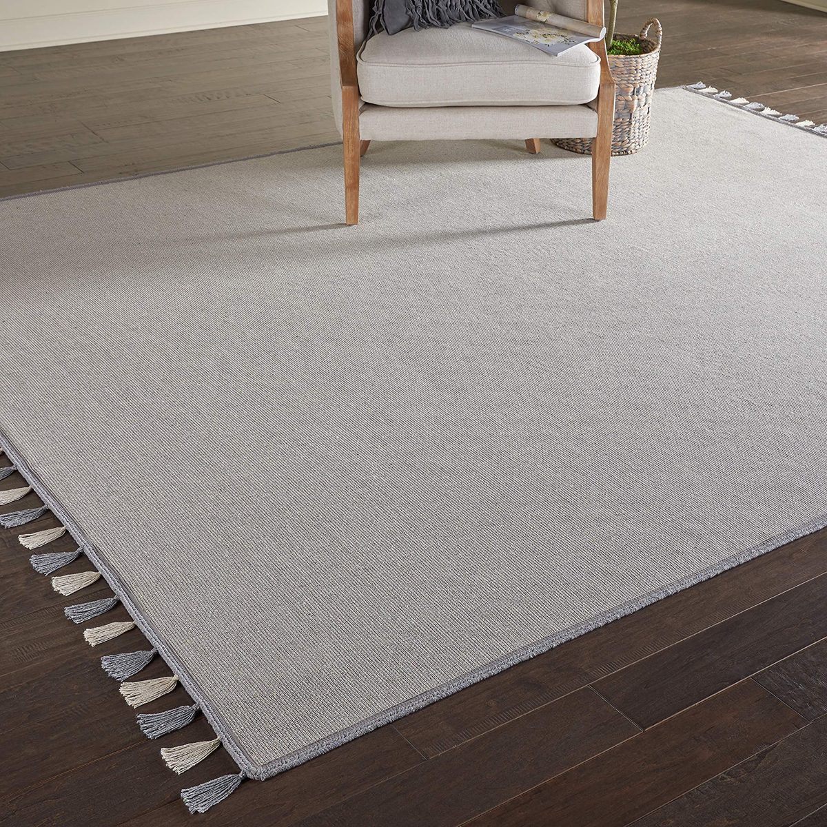 Amazon Brand - Movian Iskar, Rectangular area rug, Solid Color pattern