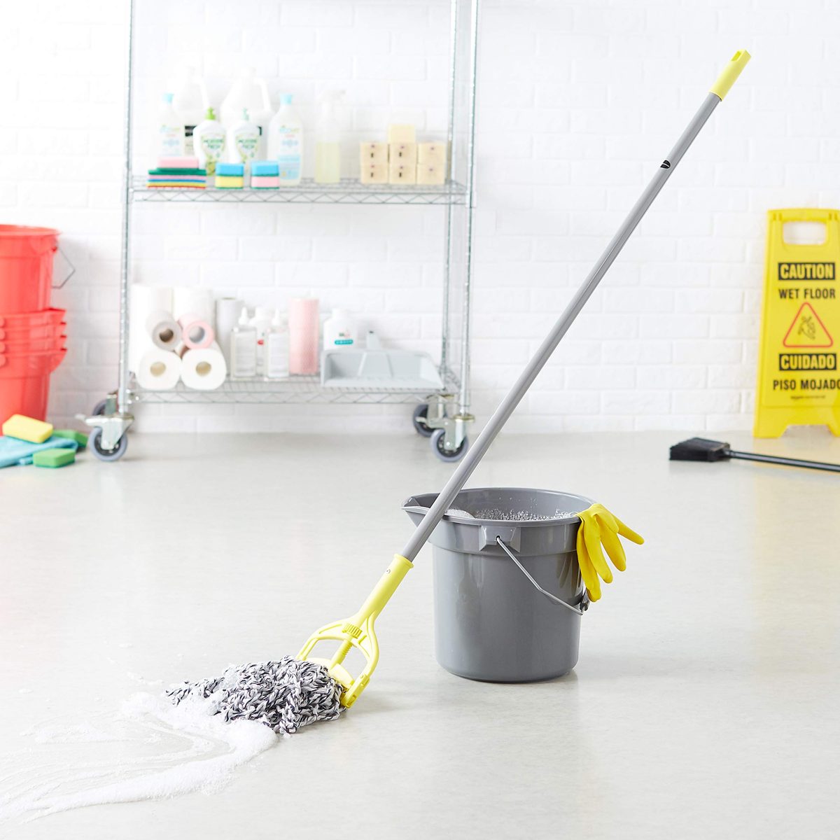 AmazonCommercial 54-Inch Quick Change Mop Handle - 6-Pack