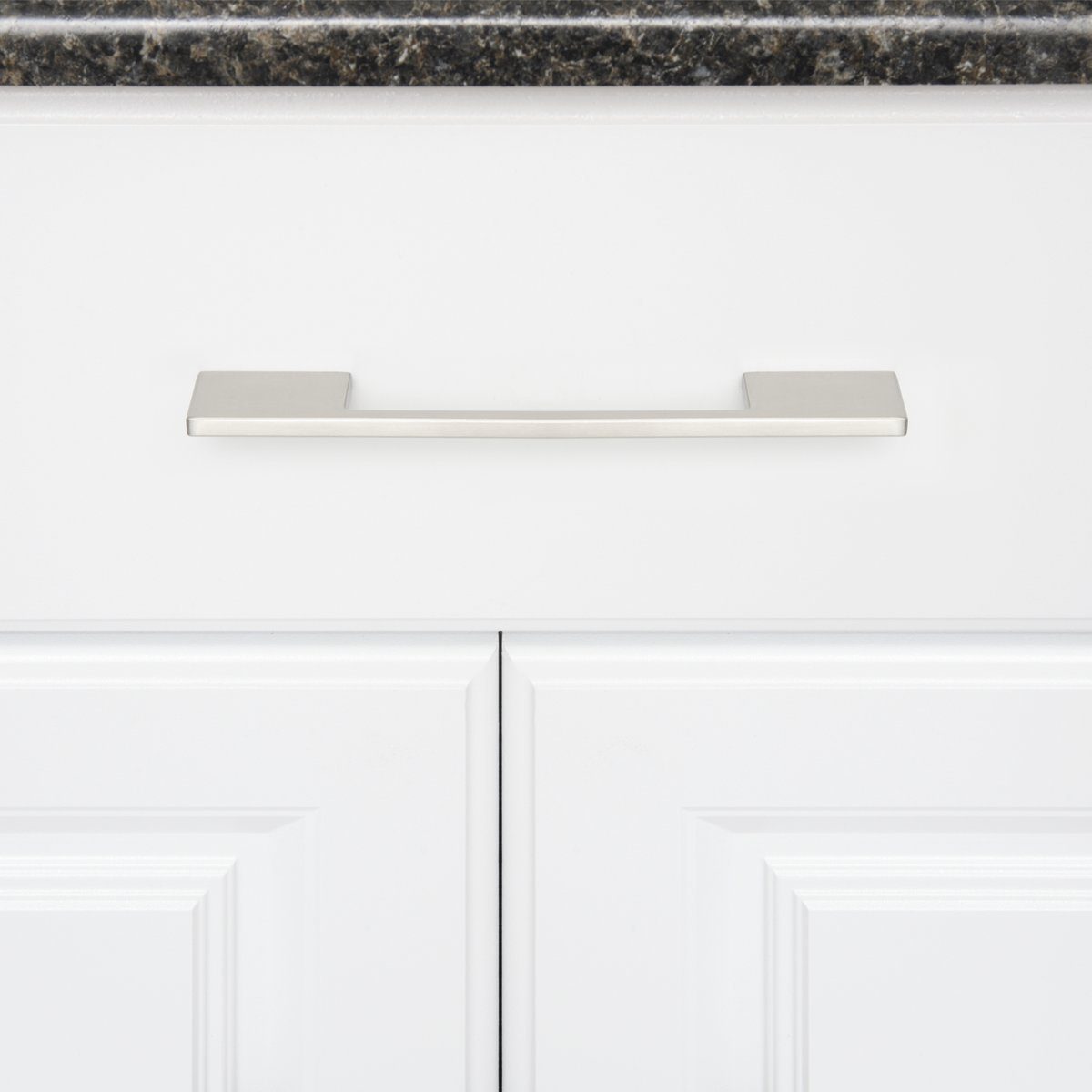 AmazonBasics Wide Modern Die Cast Cabinet Handle, 6.3" center to center, Satin Nickel, 10-Pack