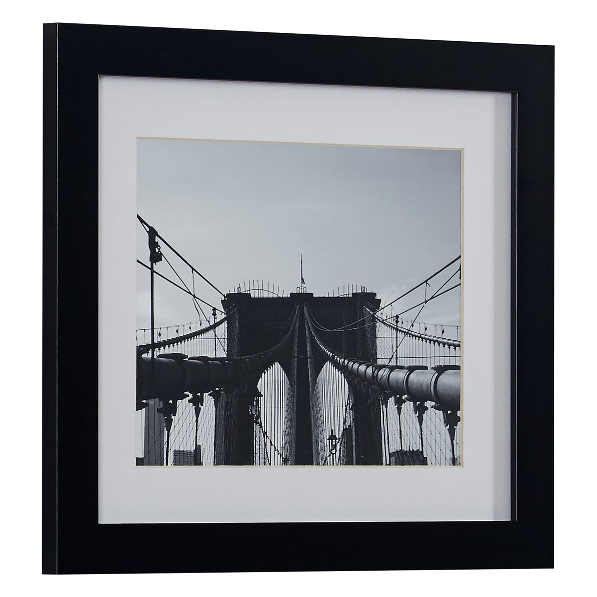 Amazon Brand – Rivet Black and White Matted Print Wall Art of Brooklyn Bridge, Black Frame, 15" x 13"