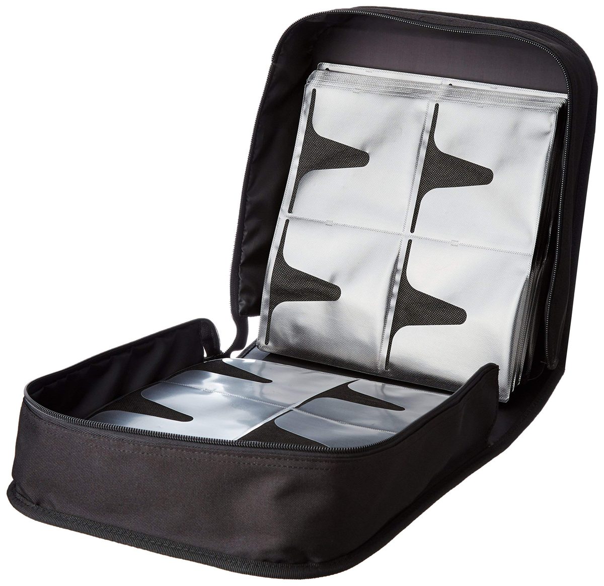 AmazonBasics Nylon CD/DVD Binder Case (400 Disc Holder Storage Capacity) (Renewed)