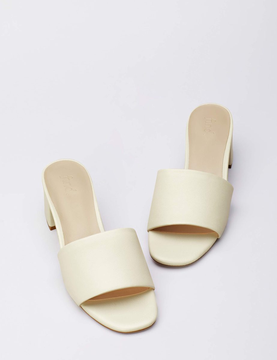 Amazon Brand - find. Women's Block Heel Mule Open-Toe Sandals White, US 7.5