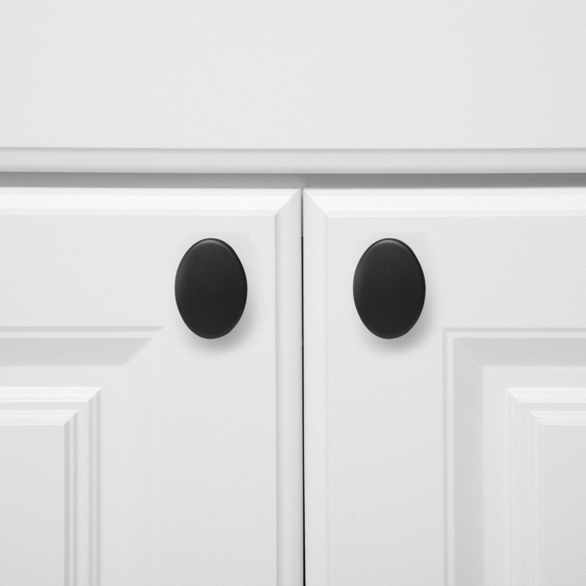 AmazonBasics - Flat Round Drawer Knob - 3.66 cm Diameter, AB1400-FB-10