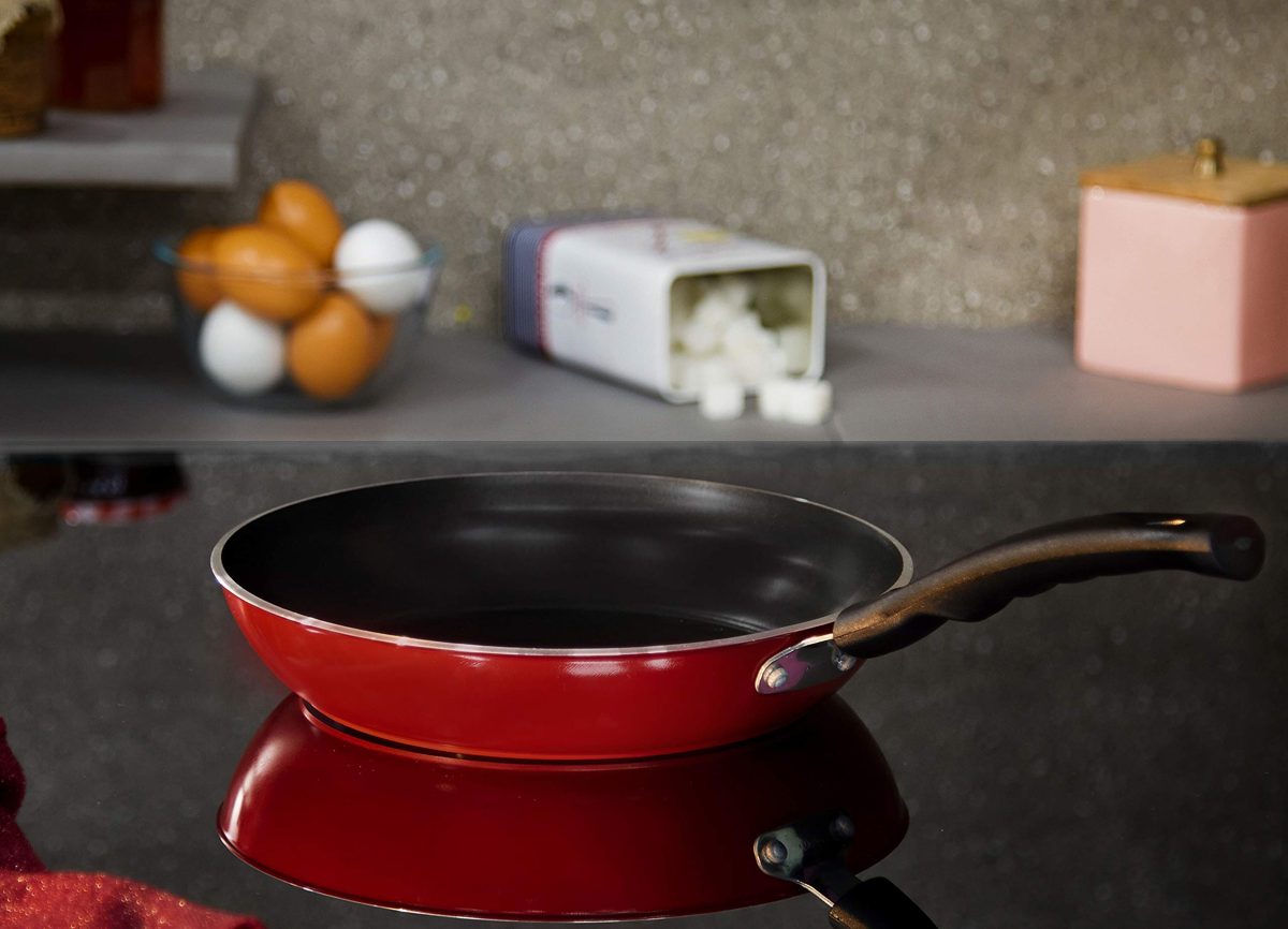(Renewed) Amazon Brand - Solimo Non-Stick Forged Fry Pan, 240mm, Induction and Gas Stove compatible