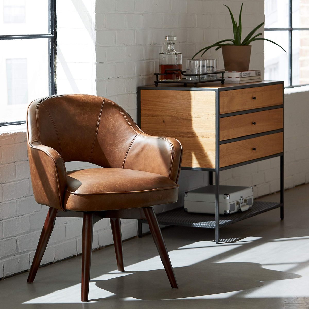 Amazon Brand – Rivet Mid-Century Bonded Leather Swivel Chair, 23.6"W, Brown