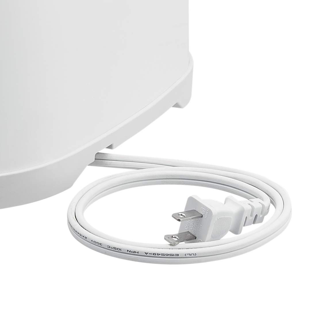 AmazonBasics 2-Slot Toaster, White