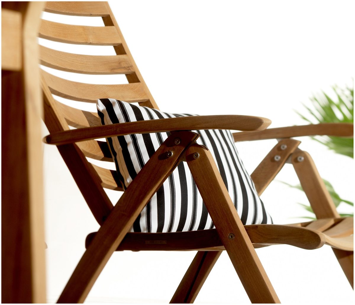 Strathwood Sheffield Teak Collection