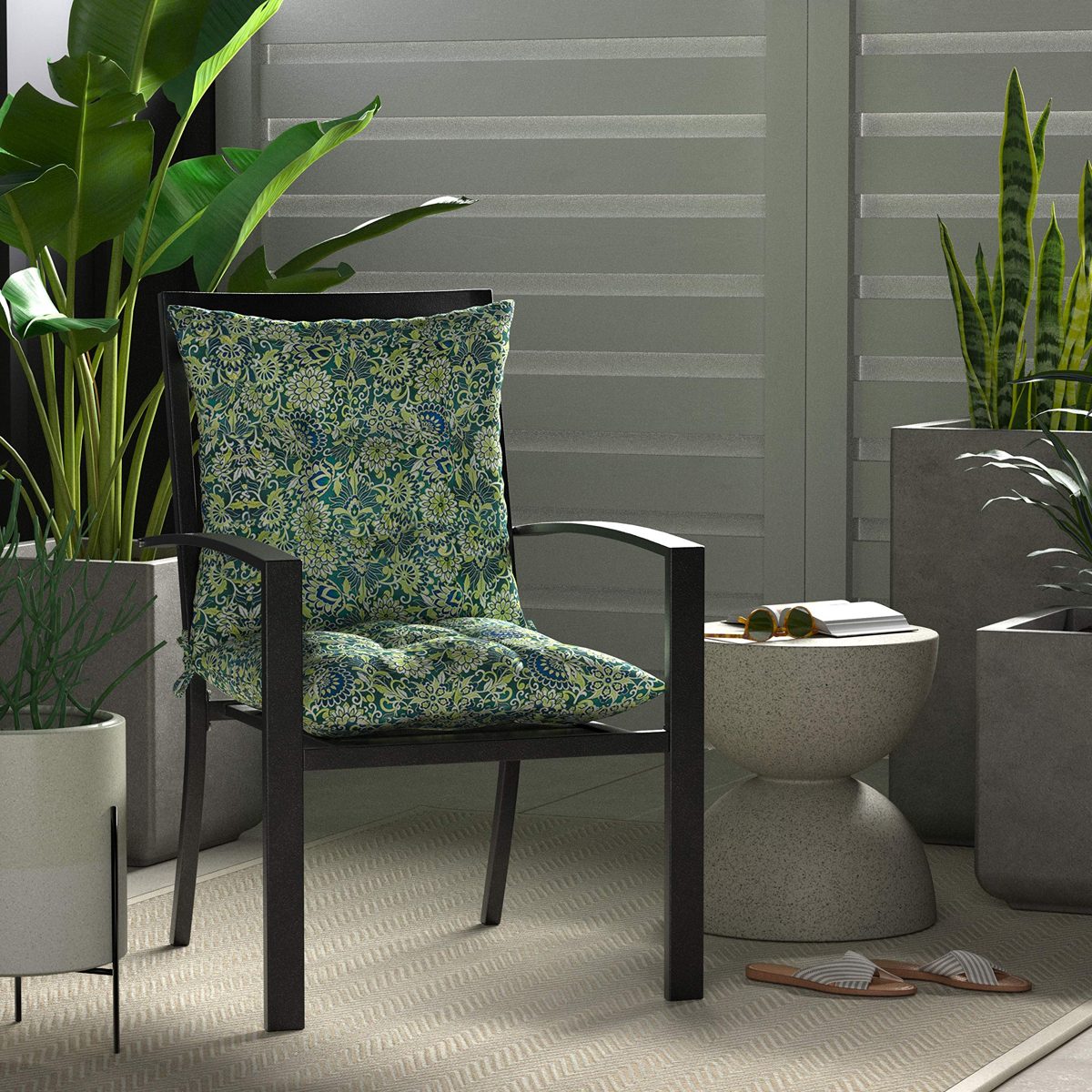Amazon Basics Tufted Outdoor Square Seat Patio Cushion - Pack of 2, Blue Flower