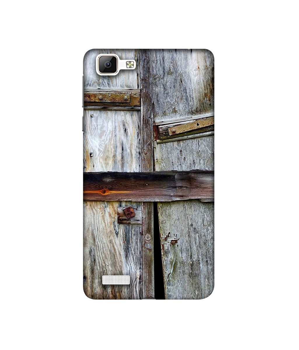 Amazon Brand - Solimo Designer Old Door 3D Printed Hard Back Case Mobile Cover for Vivo V1
