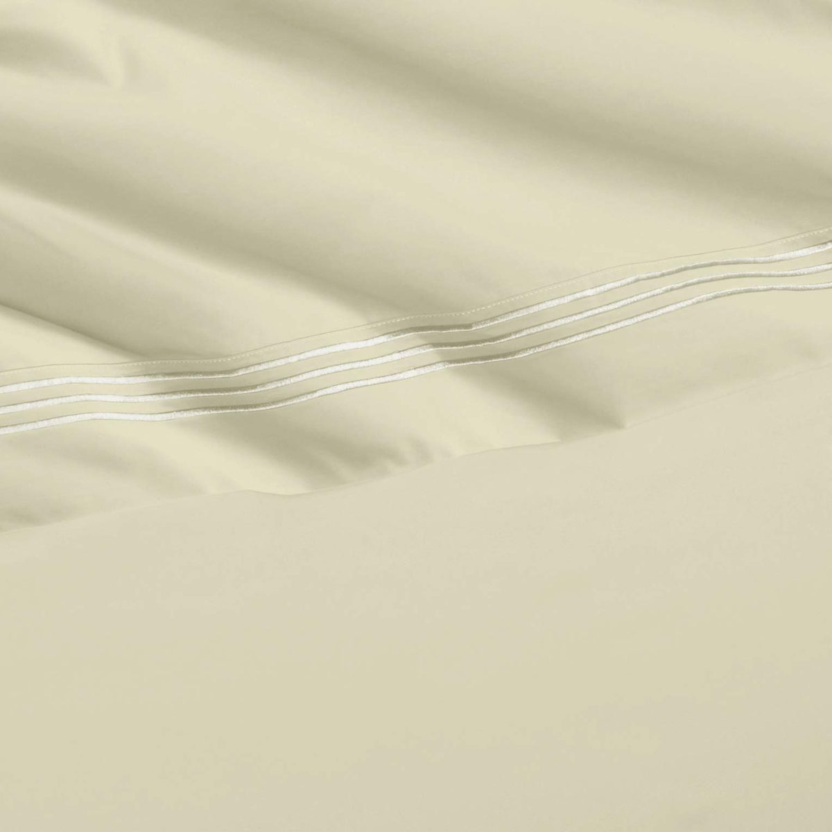 AmazonBasics Premium, Easy-Wash Embroidered Hotel Stitch 120 GSM Sheet Set - Queen, Aloe Green