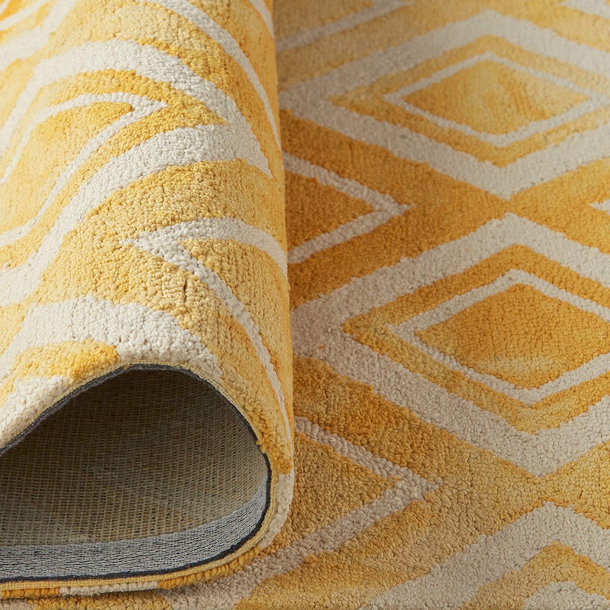 Rivet Modern Geometric Rug